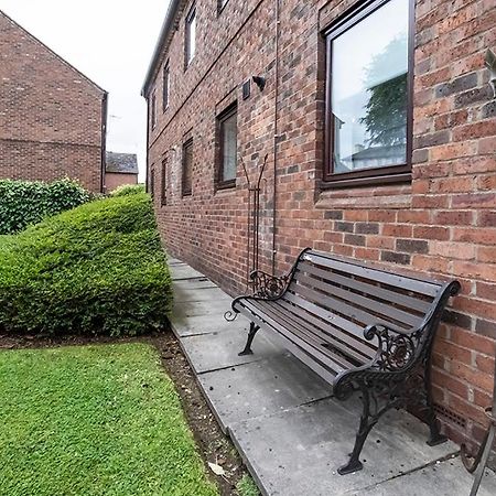 30 Fewster Way York Apartment Exterior foto